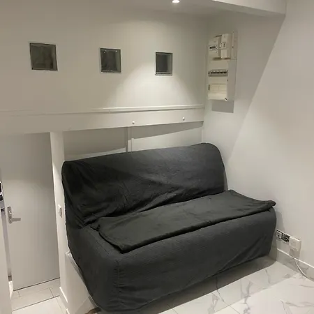 à Côté Du Sacrée Cœur Et Montmartre